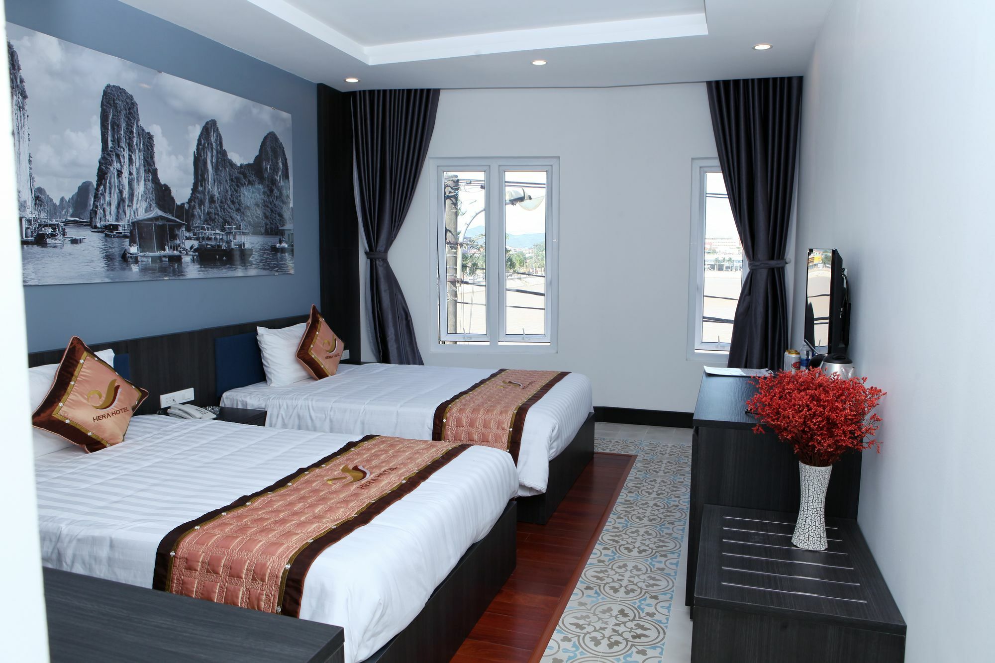 Hera Ha Long Hotel Exterior photo